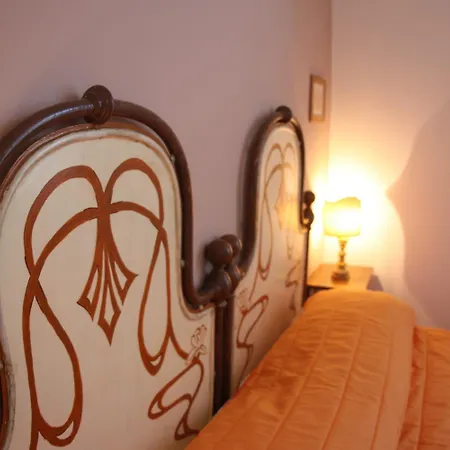 Casa Di Osio - Porta Romana Oda ve Kahvaltı Siena