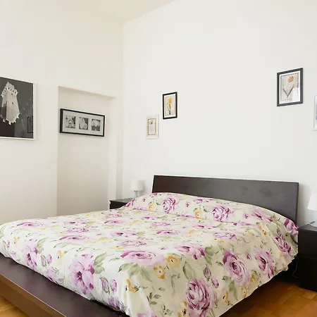 Casa Di Osio - Porta Romana 3* Siena