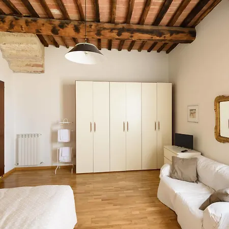Casa Di Osio - Porta Romana 3* Siena